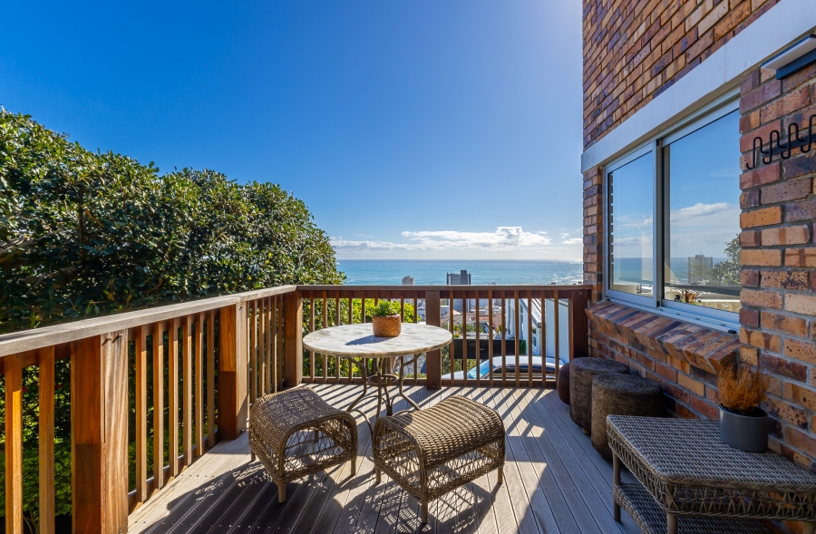 1 Bedroom Property for Sale in Sea Point Western Cape